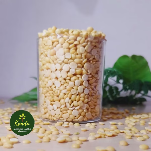 Organic unpolished Tur Dal in a transparent glass – Kaadu Organics protein-rich arhar dal.